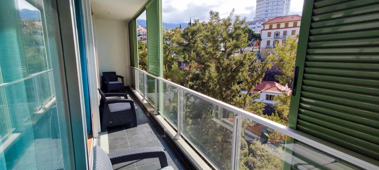 Lindas Holiday Apartment Funchal  Buitenkant foto